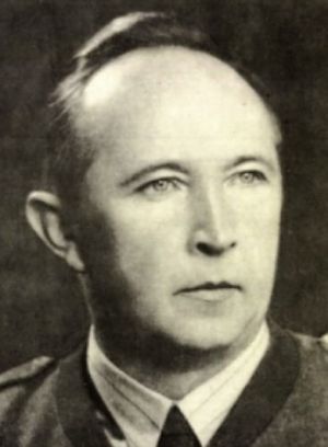 Miloš Vysocký - spojka s R3 (Klaus, Ondra).jpg